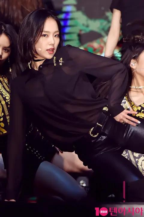 CLC, Jang Ye-eun — CLC Showcase