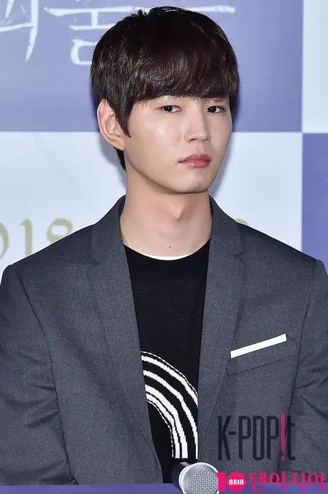 Lee Won-geun — Monsters Press Screening