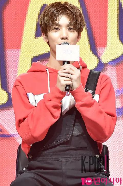 SF9, Hwi-young — SF9 Showcase