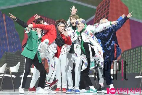 SF9 — SF9 Showcase