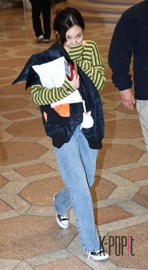 TWICE, Nayeon (TWICE) — Airport