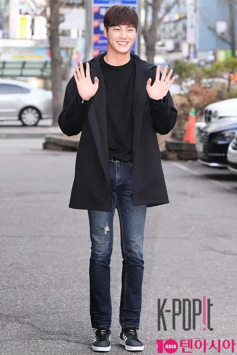 Lee Tae-hwan — My Golden Life Wrap Party