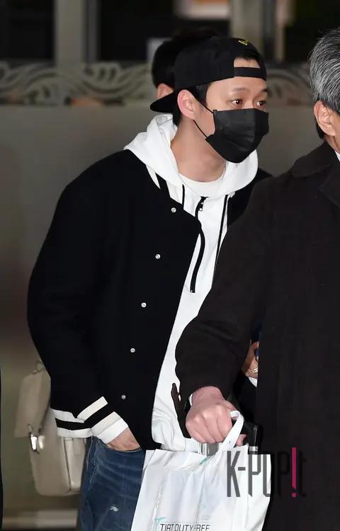 JYJ, Park Yoochun — Airport