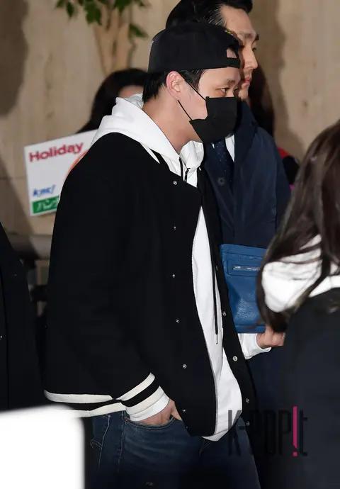 JYJ, Park Yoochun — Airport