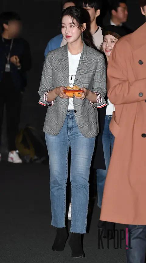 Oh Yeon-seo — Cheer In the Trap Stage Greeting
