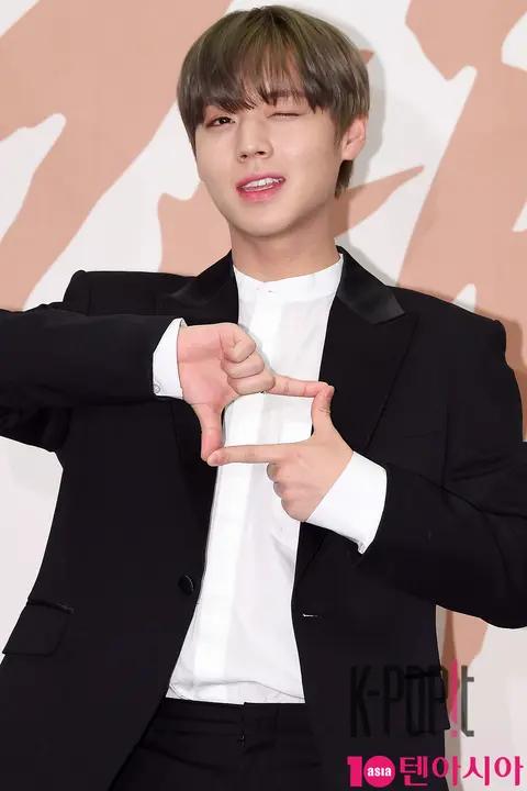 Wanna One, Park Ji-hoon — Wanna One Press Conference