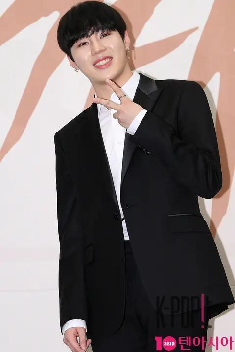 Wanna One, Ha Sung-woon — Wanna One Press Conference
