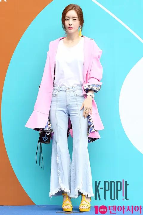 Hong Soo-ah — Gradius Fashion Week