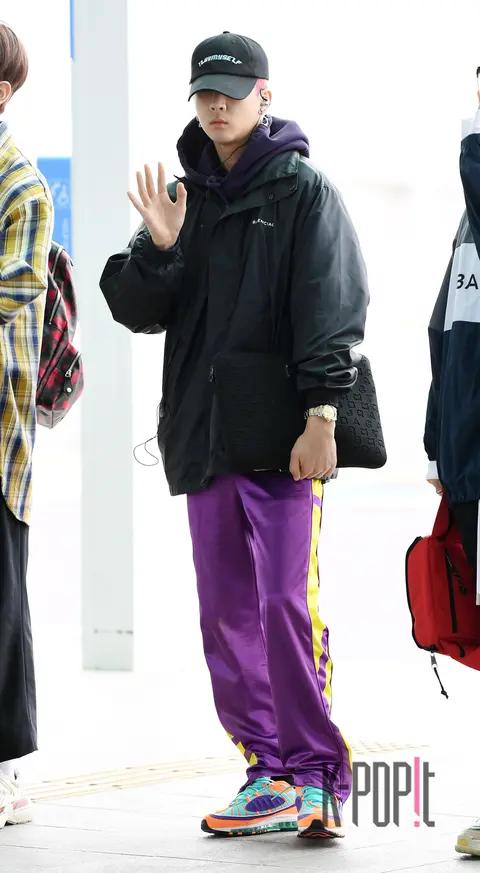 VIXX, Ravi — Airport