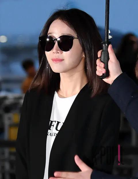 Shin Hye-sun — Airport