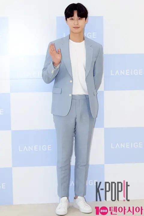 Park Seo-joon — Launch