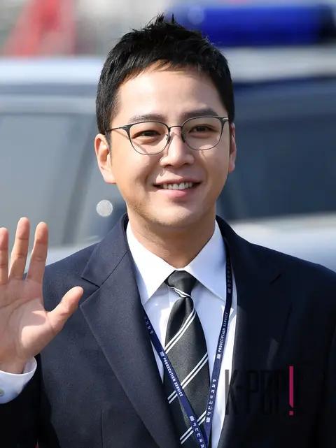 Jang Keun-suk — SBS Switch: Change the World On-Set Reveal