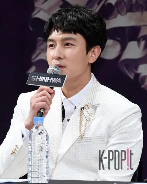 SHINHWA, Kim Dong-wan — SHINHWA Press Conference