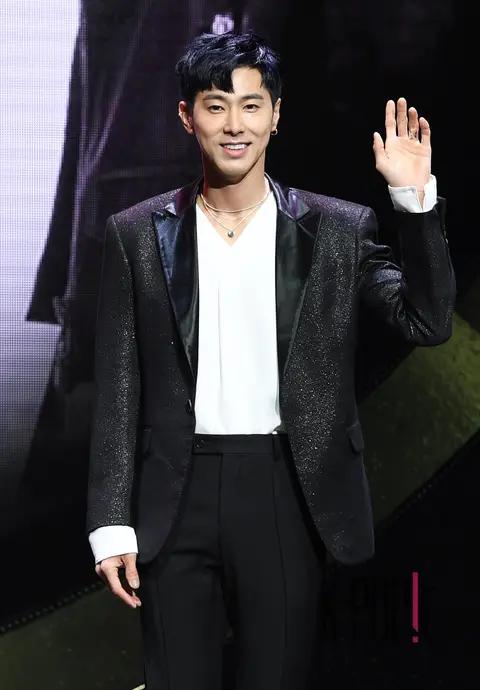 TVXQ, Yunho (TVXQ) — TVXQ Preview