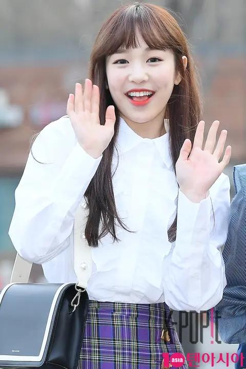 APRIL, Rachel — Music Bank Arrival