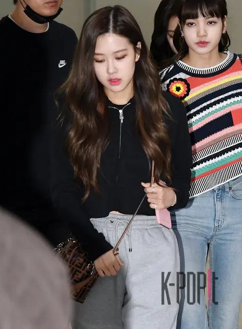 BLACKPINK, ROSÉ — Airport