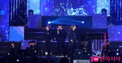 PENTAGON — PENTAGON Showcase
