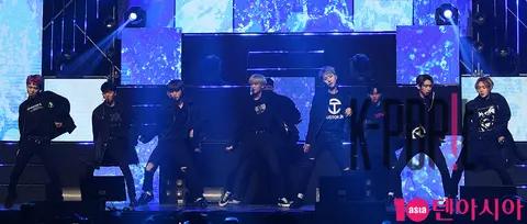 PENTAGON — PENTAGON Showcase