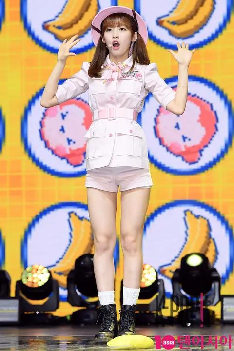 Banhana (OH MY GIRL), Arin — OH MY GIRL Showcase