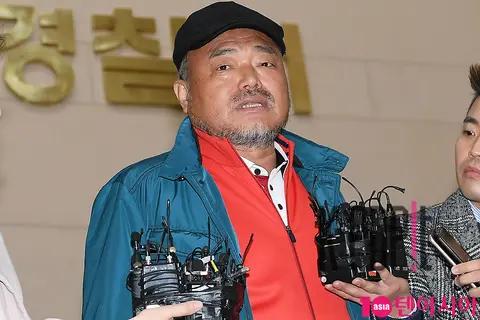 Kim Heung-guk — Sexual Assault Charges Police Appearance