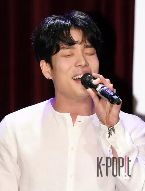 2AM, Lee Chang-min — Lee Chang-min Showcase