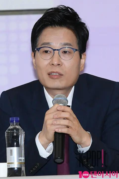 Kim Tae-uk — KBS Anchor Press Conference — 2018-04-13