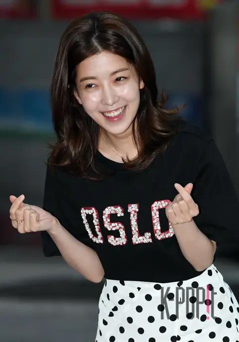 Jung In-sun — Hurrah! It's Wikiki Wrap Party