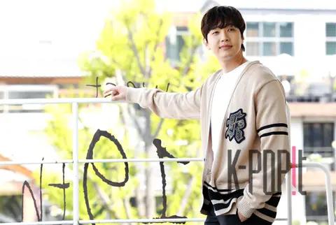 Ji Hyun-woo — Murder Novel Interview