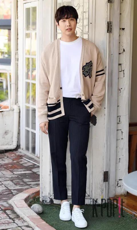 Ji Hyun-woo — Murder Novel Interview