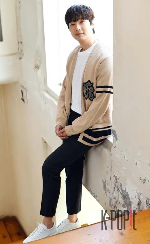 Ji Hyun-woo — Murder Novel Interview