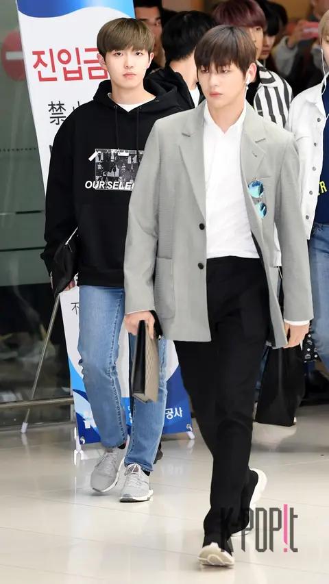 Wanna One, Kim Jaehwan, Kang Daniel — Airport