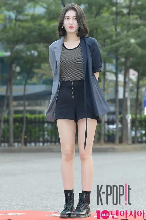 Jeon Somi — Music Bank Arrival