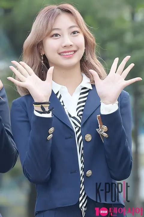 HI-TEEN, Seo-a — Music Bank Arrival