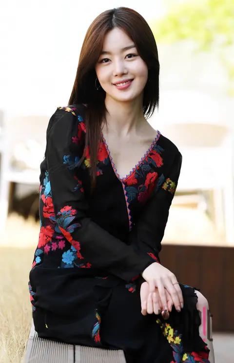 Han Sun-hwa — UpPretty Interview