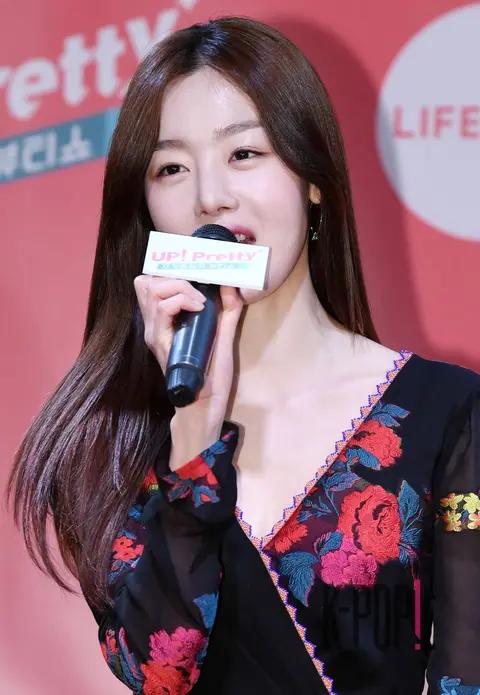 Han Sun-hwa — Uppretty Production Briefing