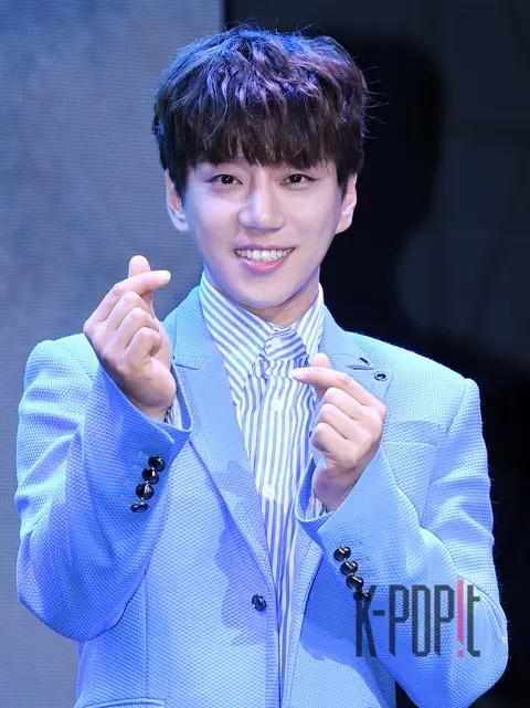 Hwang Chi-yeul — Hwang Chi-yeul Showcase