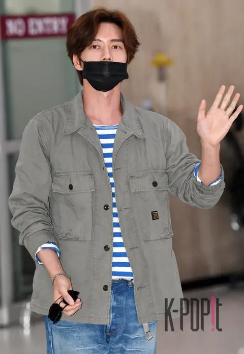 Park Hae-jin — Airport