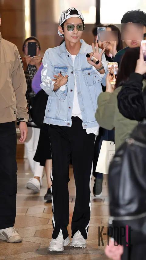 Lee Joon-gi — Airport