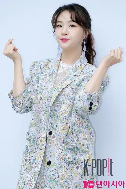 Girl's Day, Min-a — Launch