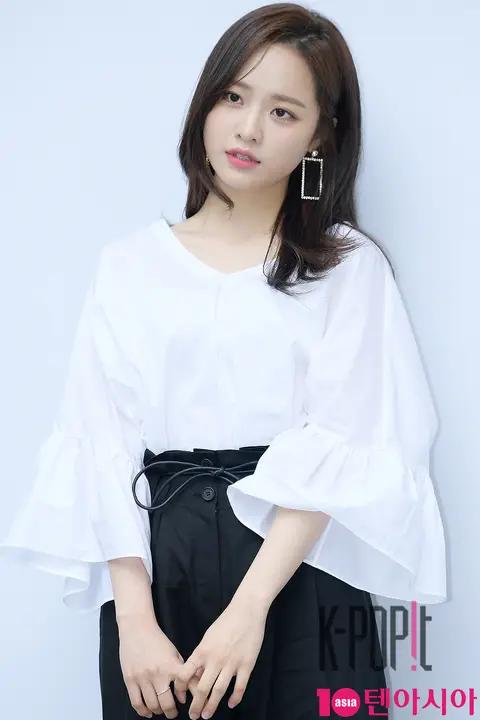 Bae Yun-gyeong — Launch