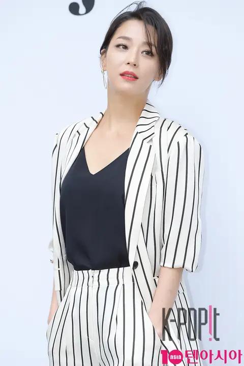 Han Go-eun — Launch