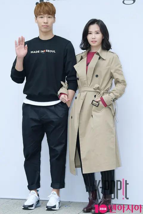 Hwang Dae-heon, Kim Ye-jin — Launch — 2018-04-25
