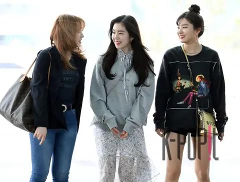 Red Velvet, Wendy, Irene, Seulgi — Airport