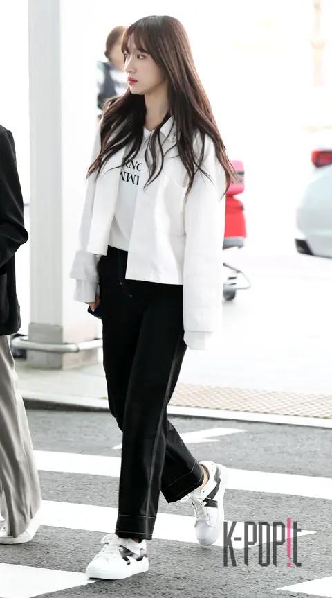 EXID, Hanni — Airport