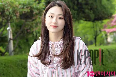 gugudan, Kang Mi-na — Battle Trip Arrival