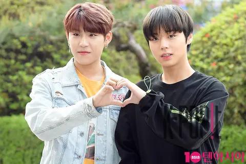 Wanna One, Park Woo-jin, Park Ji-hoon — Battle Trip Arrival