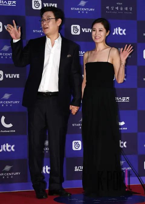 Jang Jun-hwan, Moon So-ri — Baeksang Arts Awards