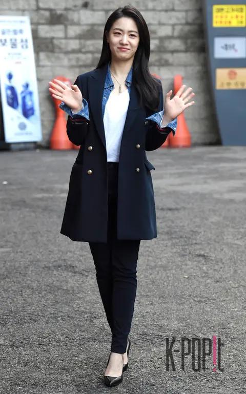 Ryu Hyo-young — Live Wrap Party