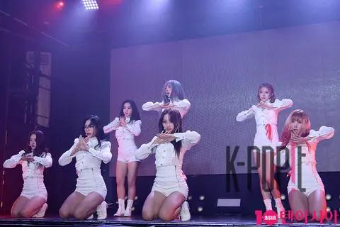 Dreamcatcher — Dreamcatcher Showcase