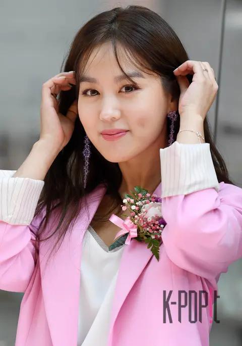 Kim Hee-jung — Launch